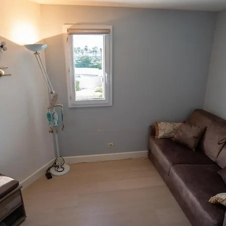 Riboleys - T3 Climatise Avec Piscine Face A La Apartmán *
