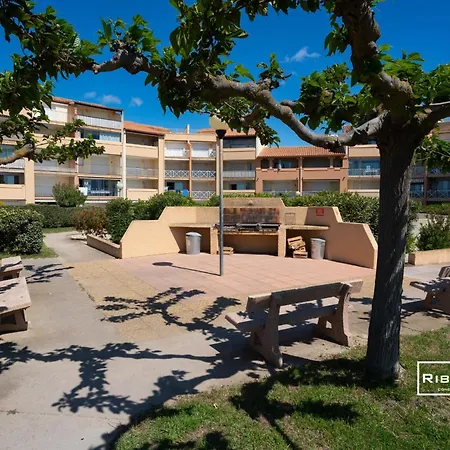 Apartmán Riboleys - T3 Climatise Avec Piscine Face A La Vias
